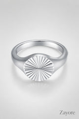 LIVIA RING